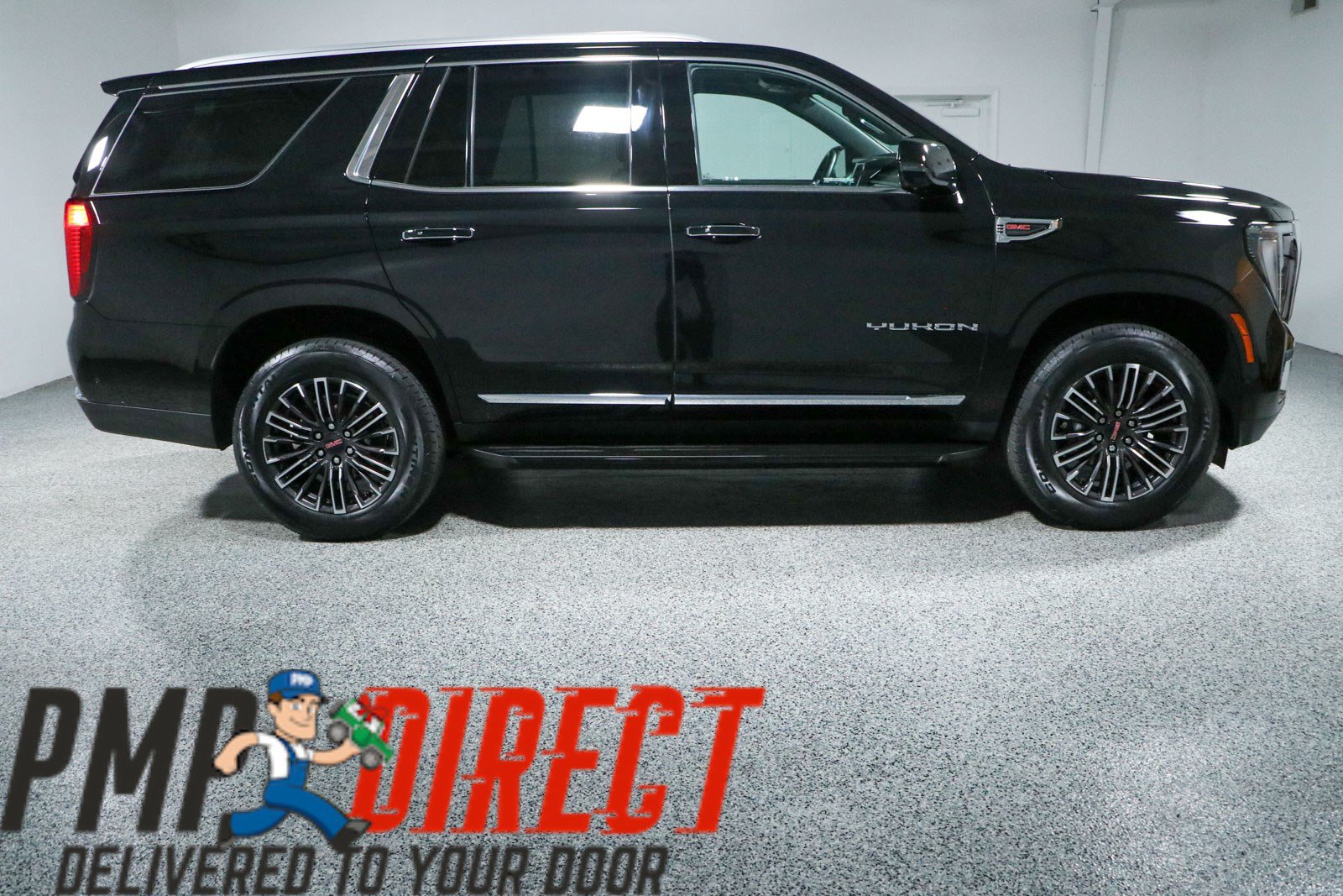 Used 2025 GMC Yukon Elevation w/ LPO, Elevation Black Package AWD/4WD image 6