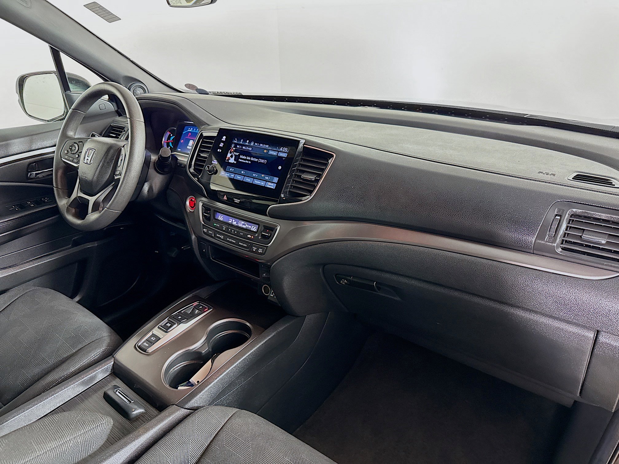 Certified 2022 Honda Pilot Sport image 37