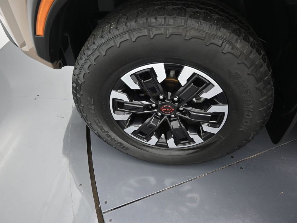 Used 2023 Nissan Frontier PRO-4X w/ Technology Package image 34