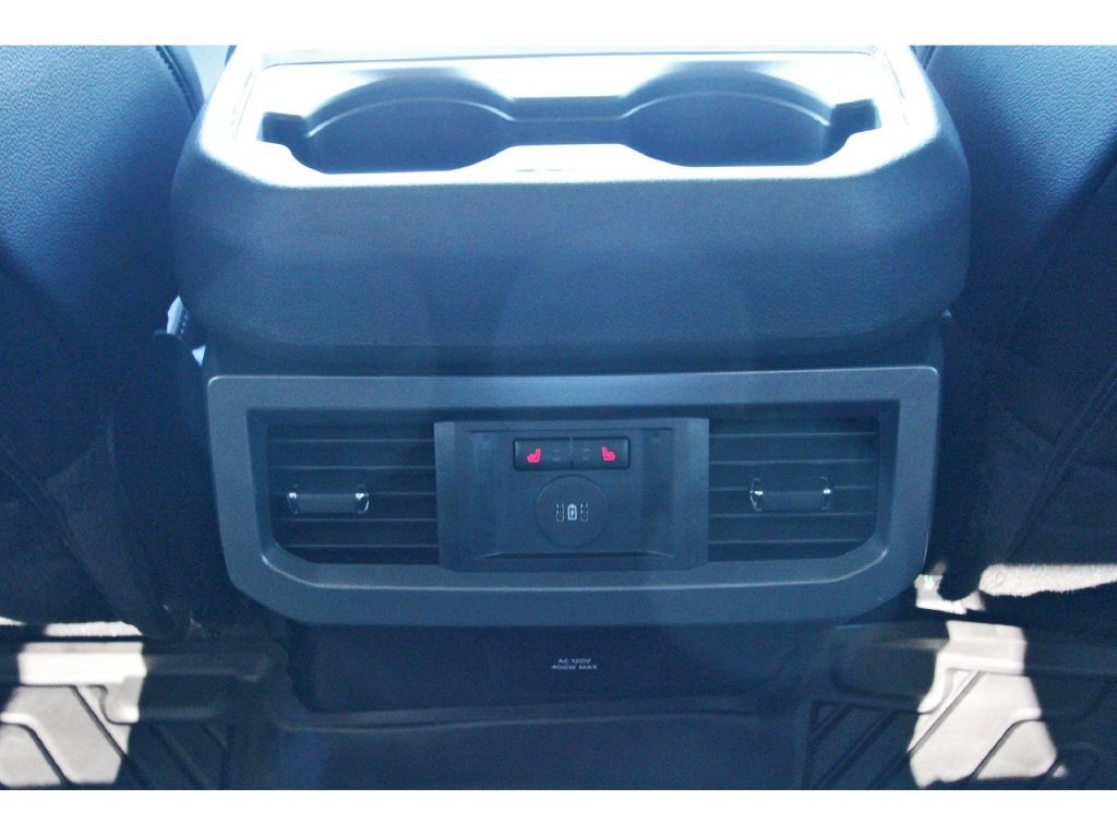 Certified 2026 Ford F250 Lariat w/ Lariat Premium Package AWD/4WD image 15