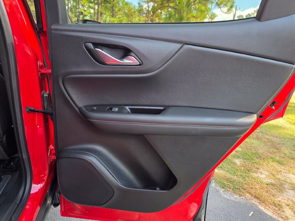 Used 2021 Chevrolet Blazer RS w/ Enhanced Convenience Package FWD image 24