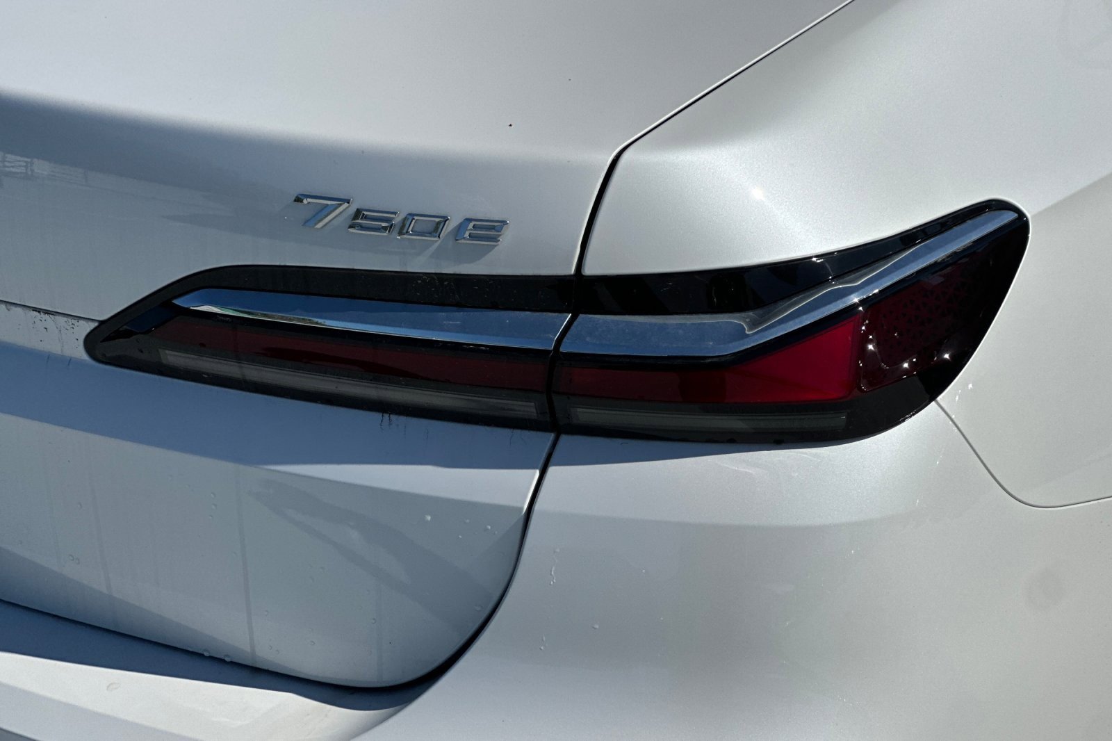 New 2026 BMW 750e xDrive AWD/4WD image 26