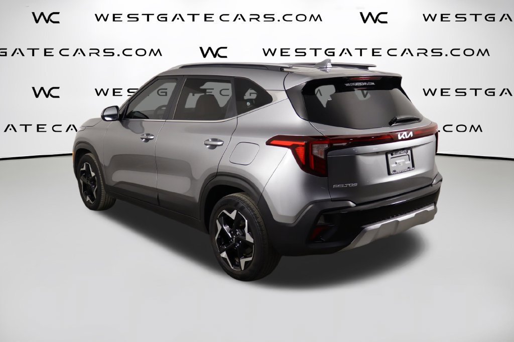 Used 2024 Kia Seltos EX FWD image 45