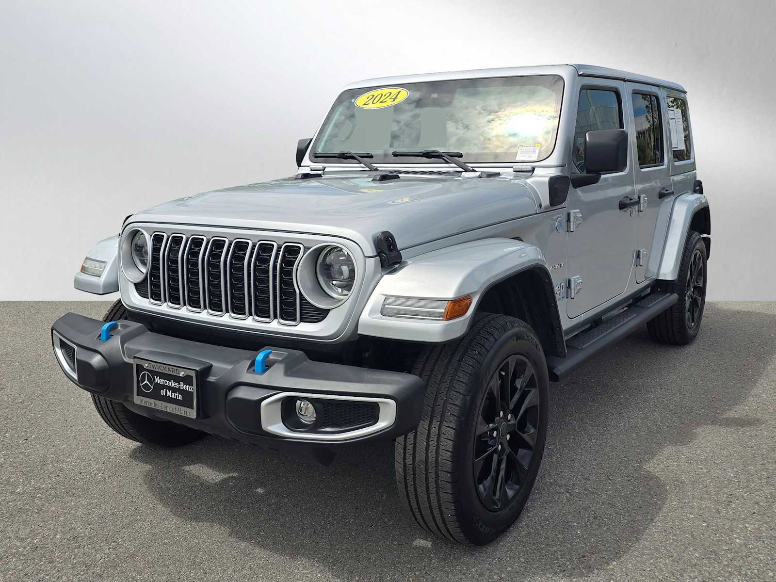 Used 2024 Jeep Wrangler Unlimited Sahara AWD/4WD image 7