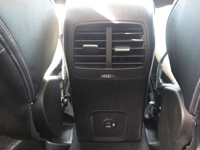 Used 2022 Ford Escape Titanium AWD/4WD image 19