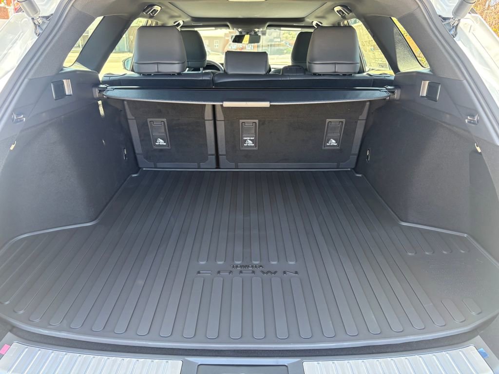 New 2026 Toyota Crown Signia AWD/4WD image 9