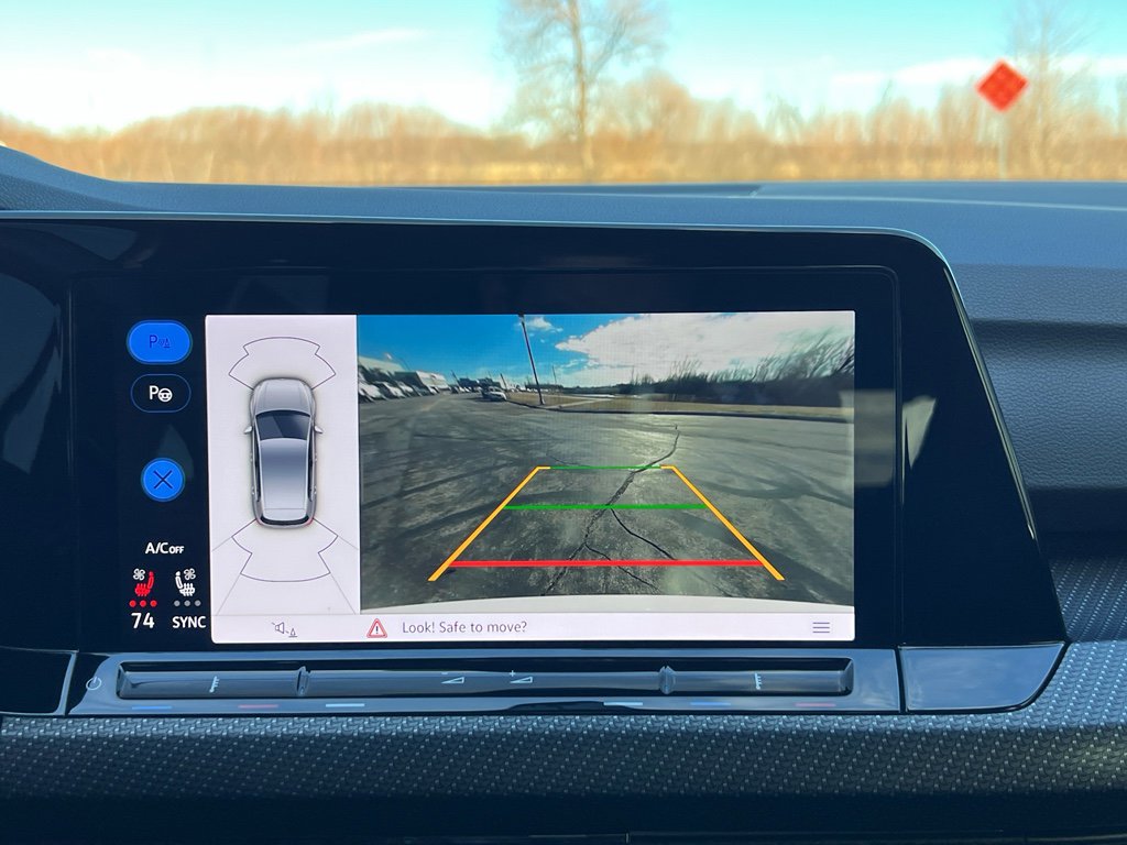 Used 2023 Volkswagen Golf R image 26