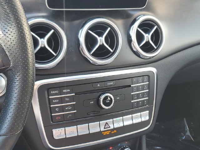 Used 2019 Mercedes-Benz GLA 250 4MATIC image 20