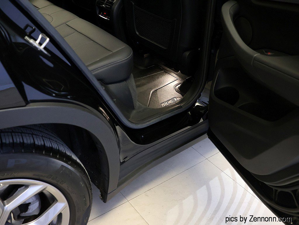 Certified 2024 BMW X3 xDrive30i w/ Convenience Package w/ZPA image 31