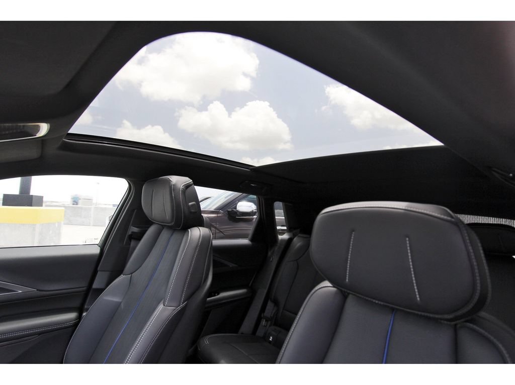 New 2026 Cadillac Lyriq Sport RWD image 23