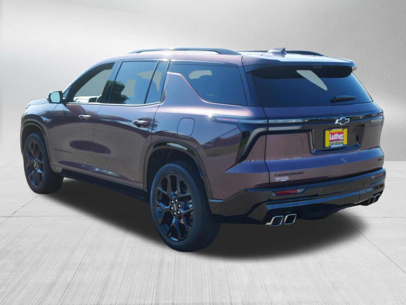Used 2024 Chevrolet Traverse RS FWD image 5