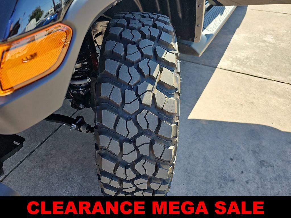 New 2025 Jeep Gladiator Willys image 33