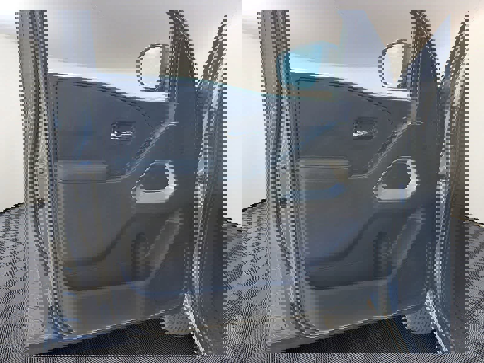 Used 2024 Nissan Frontier SV image 8