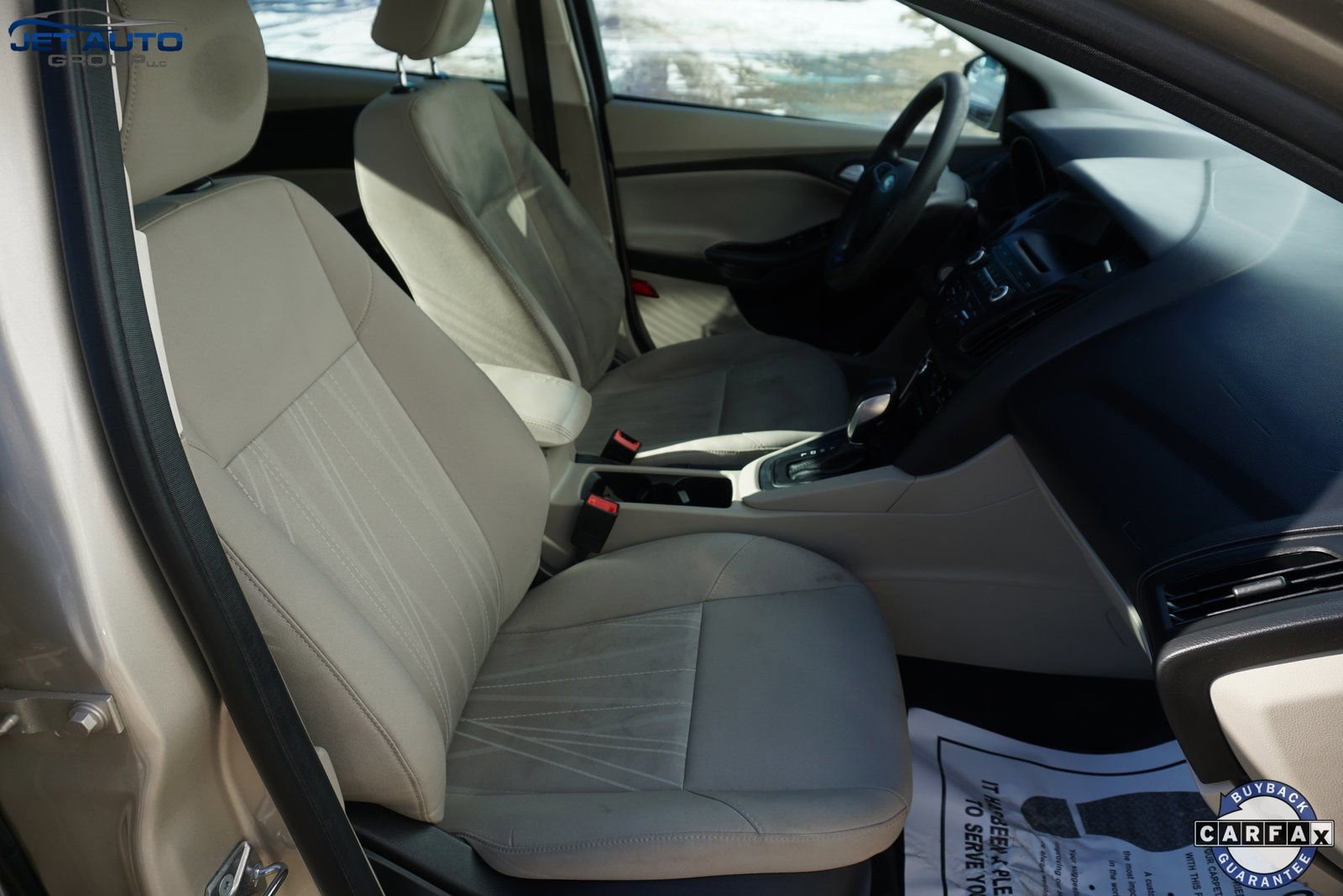 Used 2017 Ford Focus SE image 23