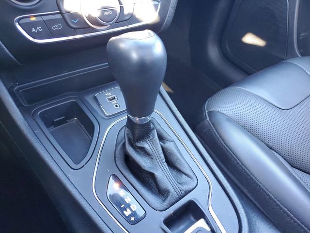 Used 2022 Jeep Cherokee Latitude Lux w/ Sun & Sound Group image 28