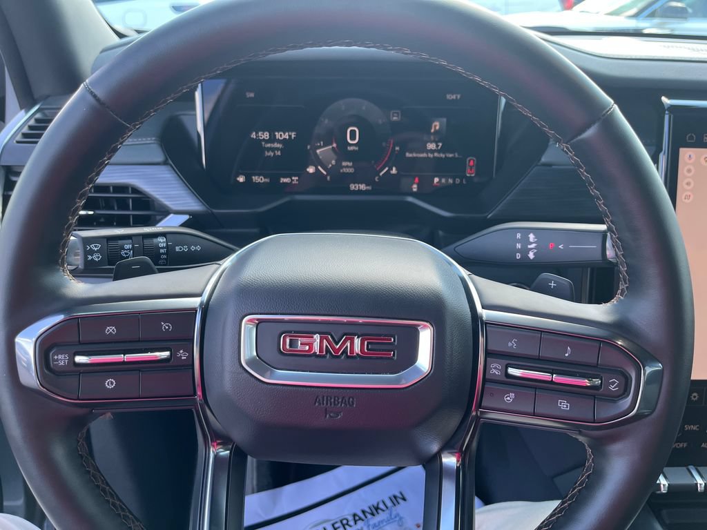 Used 2025 GMC Acadia AT4 AWD/4WD image 14