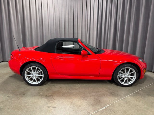 Used 2012 MAZDA MX-5 Miata Grand Touring w/ Premium Pkg RWD image 7