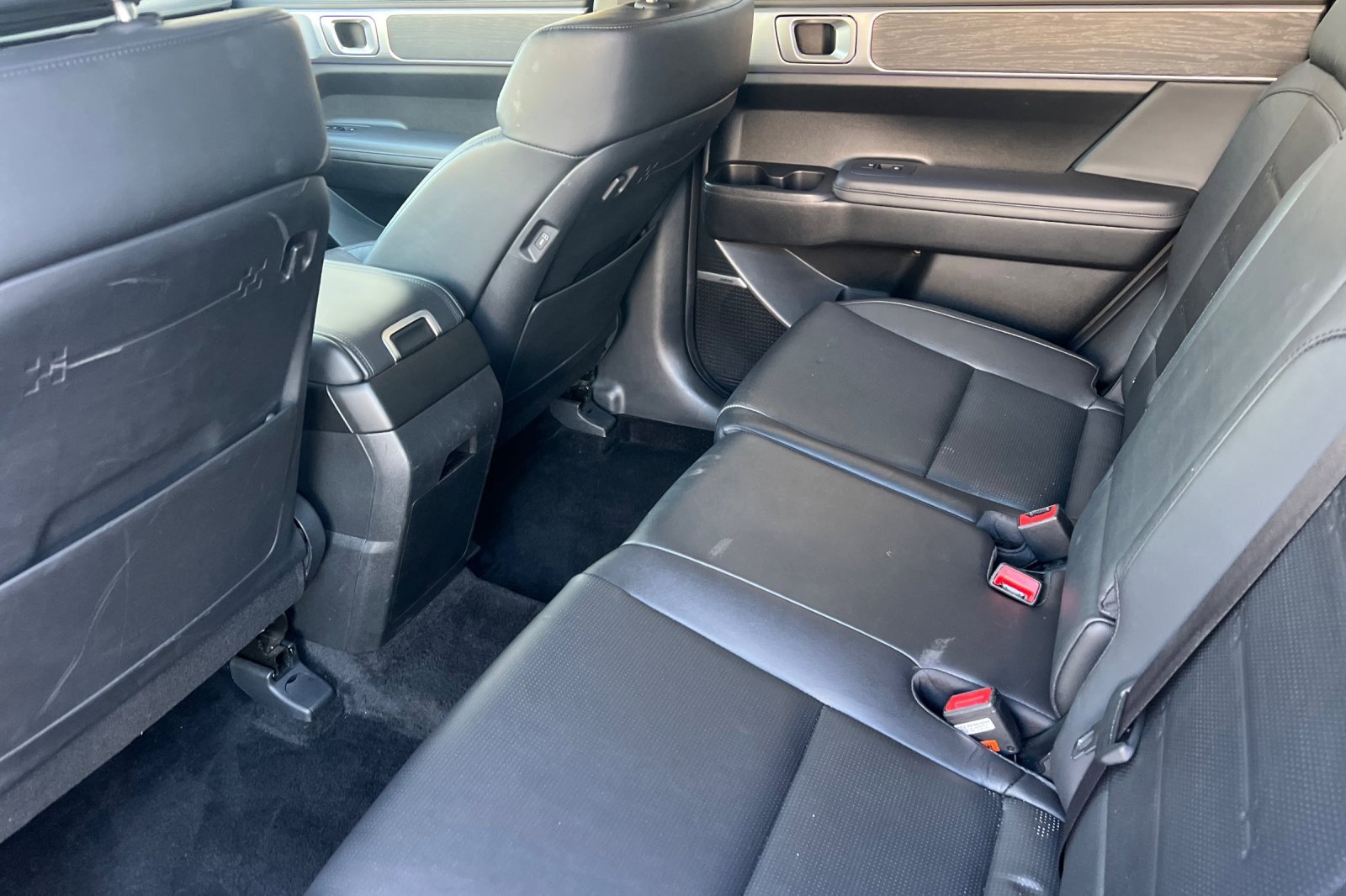 Used 2024 Hyundai Santa Fe Limited image 13