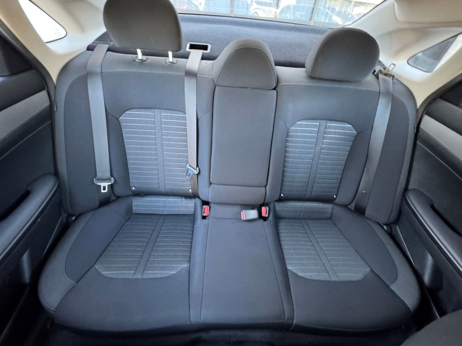 Used 2025 Kia K5 LXS image 38