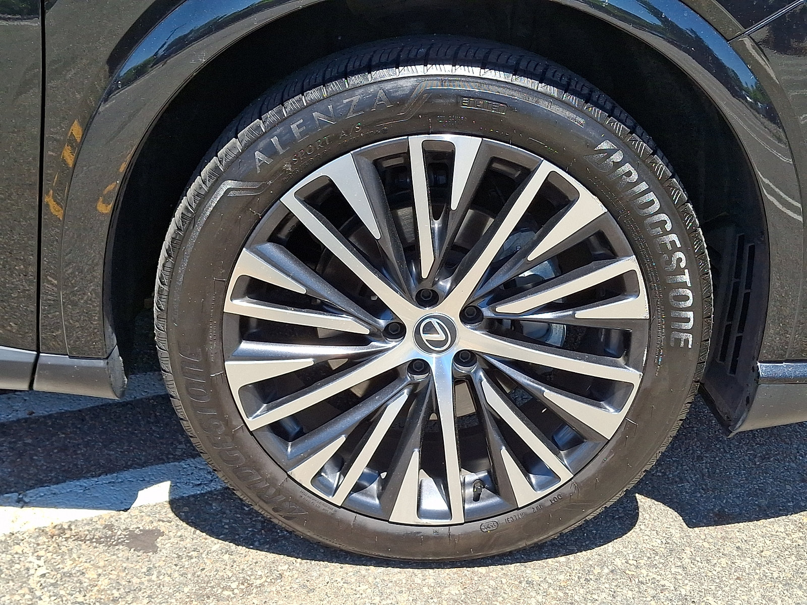 Certified 2023 Lexus RX 350 Premium Plus w/ Cold Area Package AWD/4WD image 9