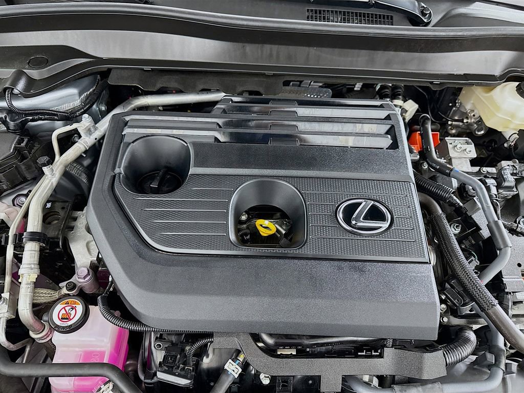 Certified 2025 Lexus UX 300h FWD image 31