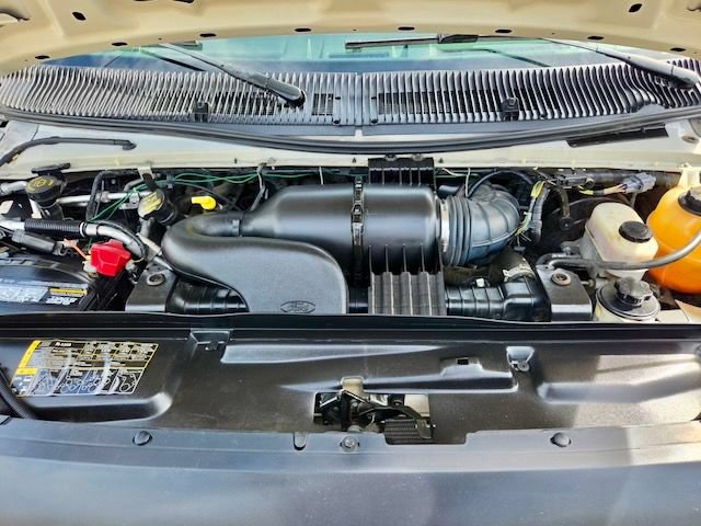 Used 2014 Ford E-350 and Econoline 350 XL w/ Power Windows & Locks Group RWD image 26