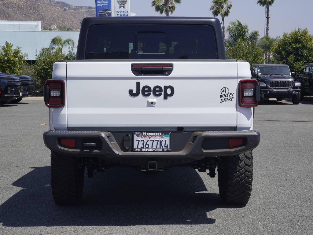 Certified 2025 Jeep Gladiator Sport AWD/4WD image 5