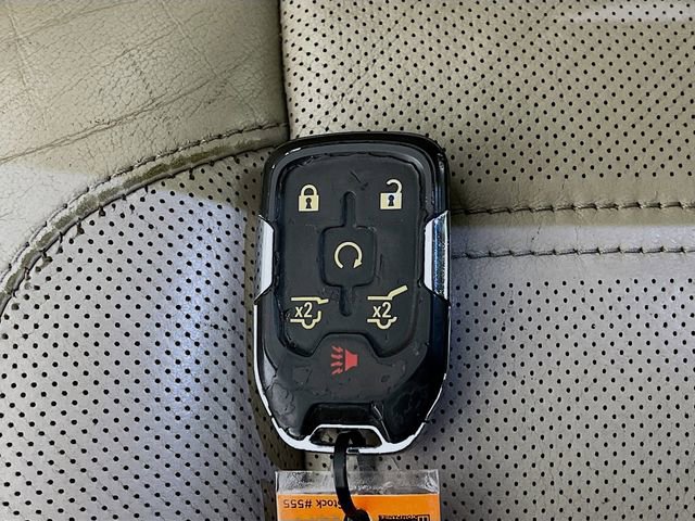 Used 2020 GMC Yukon Denali w/ Denali Ultimate Package AWD/4WD image 33