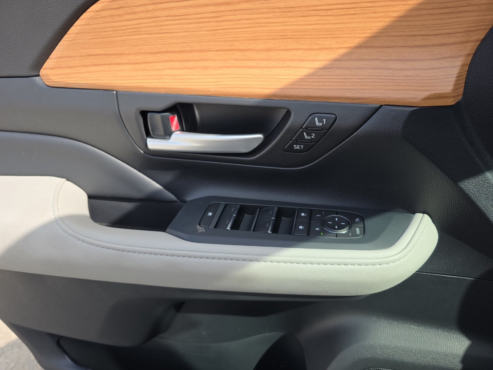 New 2026 Toyota Grand Highlander AWD image 24