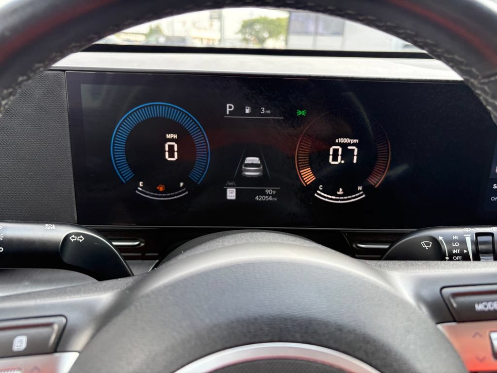 Used 2025 Hyundai Kona SEL AWD/4WD image 18
