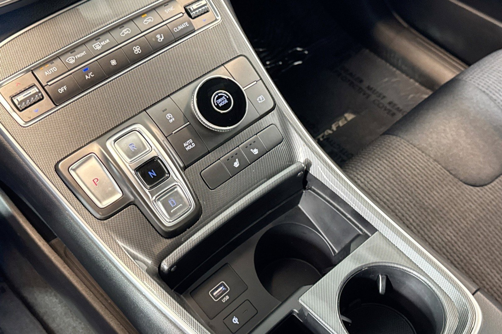 Used 2022 Hyundai Santa Fe SEL w/ Convenience Package image 16