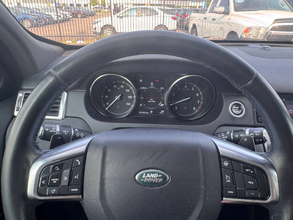 Used 2019 Land Rover Discovery Sport HSE image 17