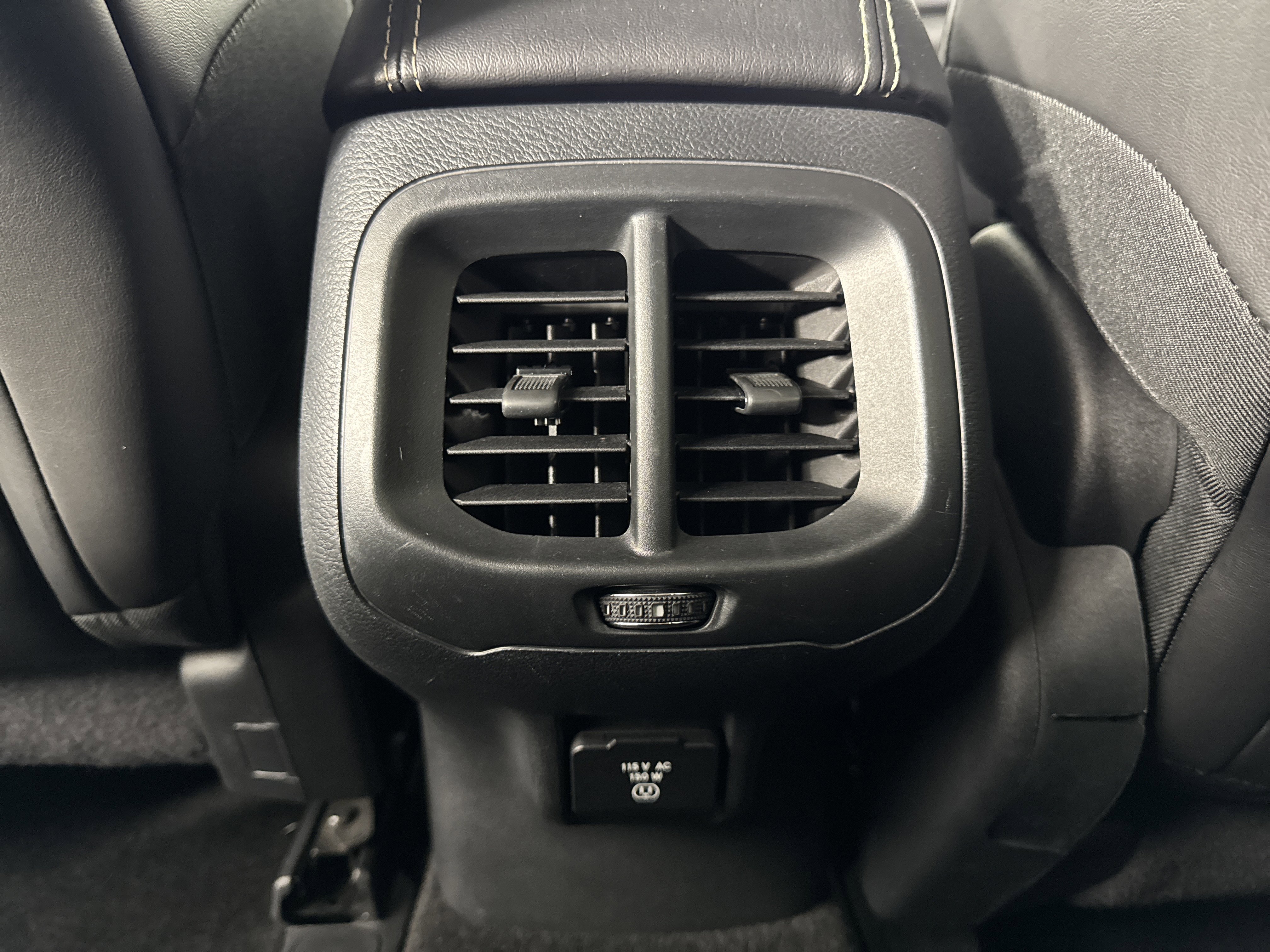 Used 2015 Jeep Cherokee Limited w/ Luxury Group image 22