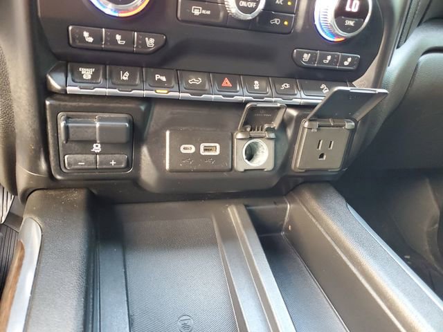 Used 2020 GMC Sierra 3500 Denali w/ Denali Ultimate Package AWD/4WD image 25