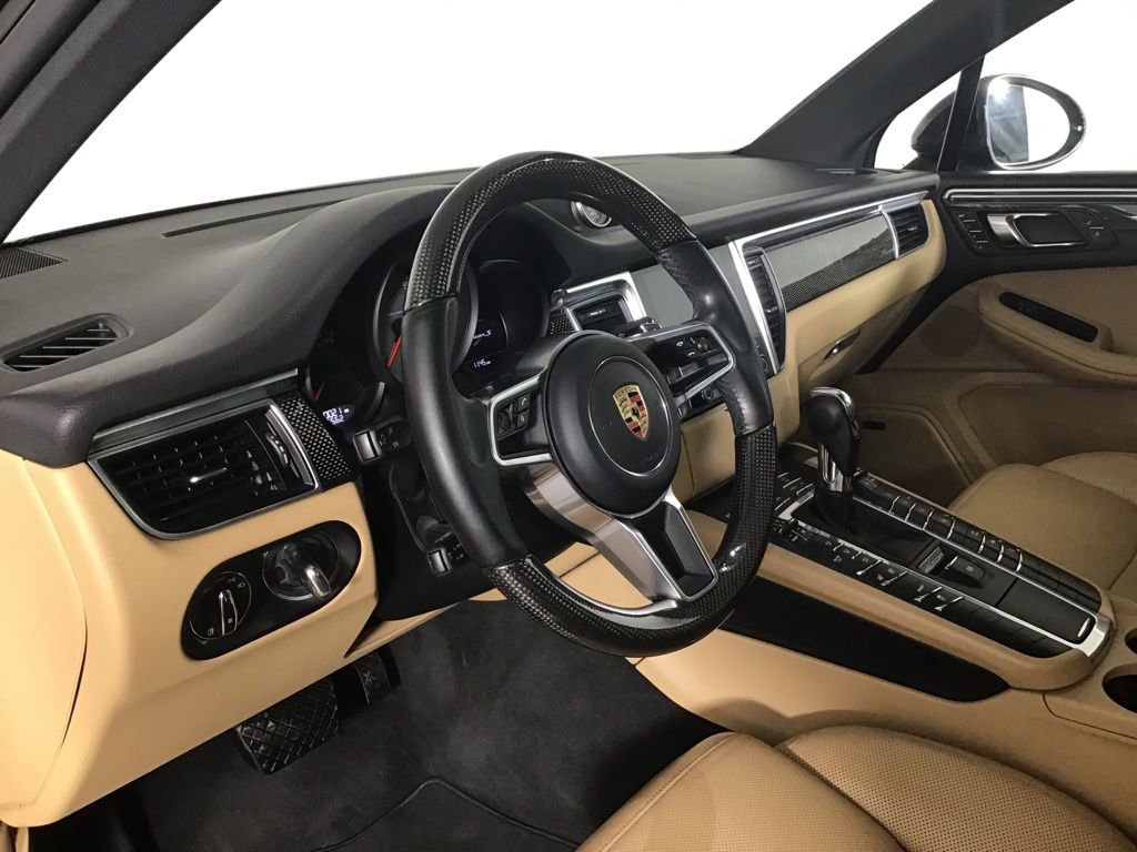 Certified 2017 Porsche Macan S AWD/4WD image 4