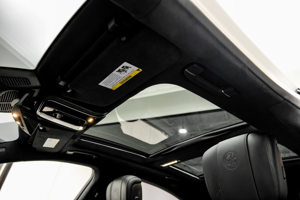 Used 2024 Mercedes-Benz S 63 AMG S w/ Carbon Fiber Exterior Package image 7