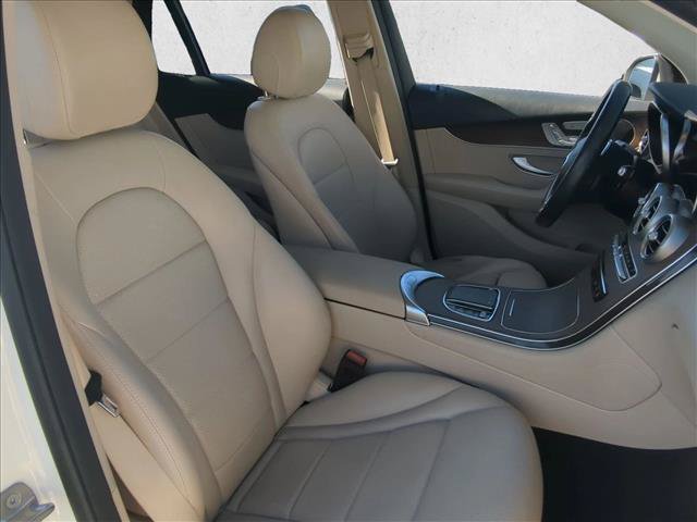 Used 2021 Mercedes-Benz GLC 300 image 20