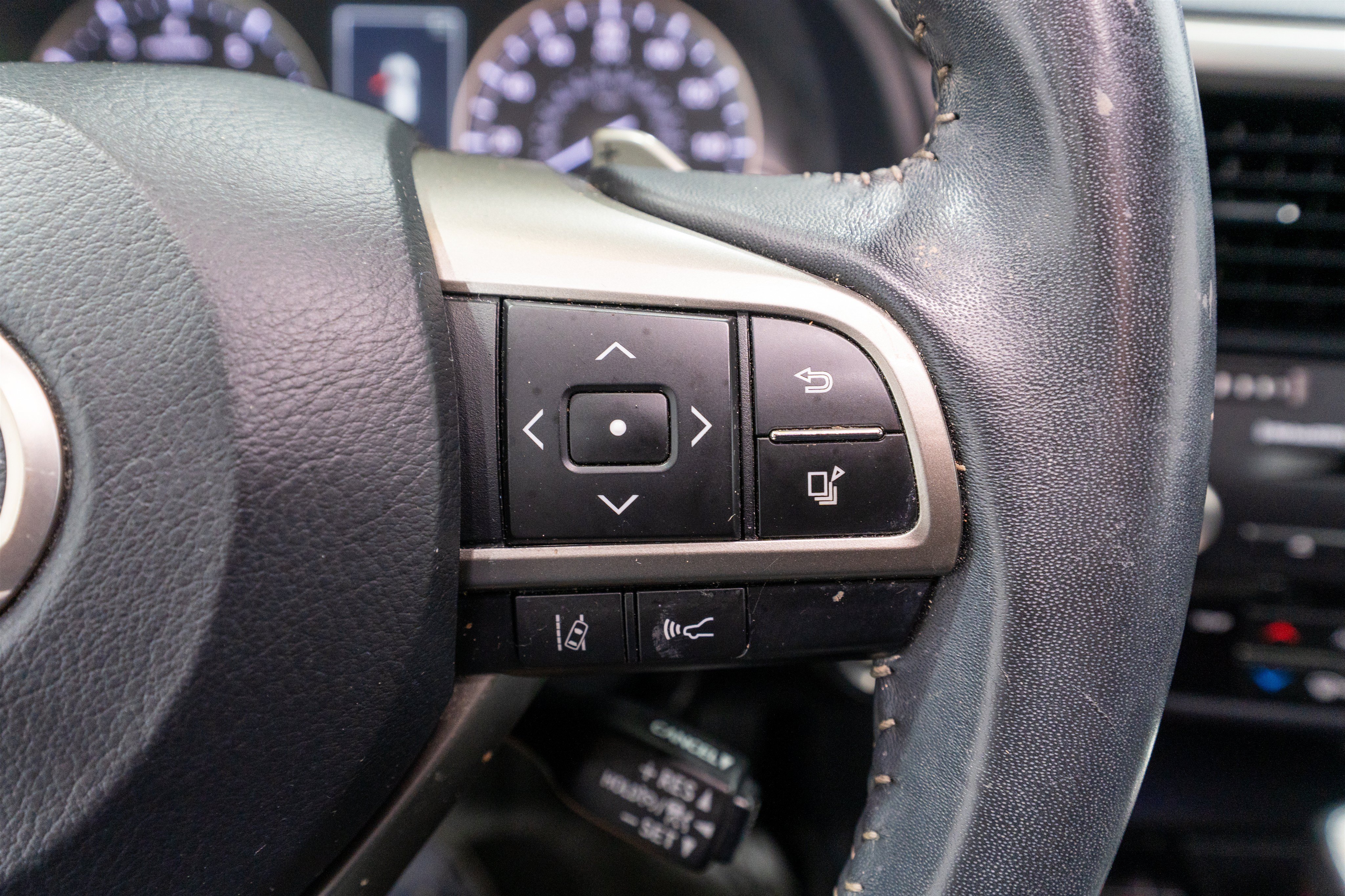 Used 2020 Lexus RX 350 FWD w/ Accessory Package image 26