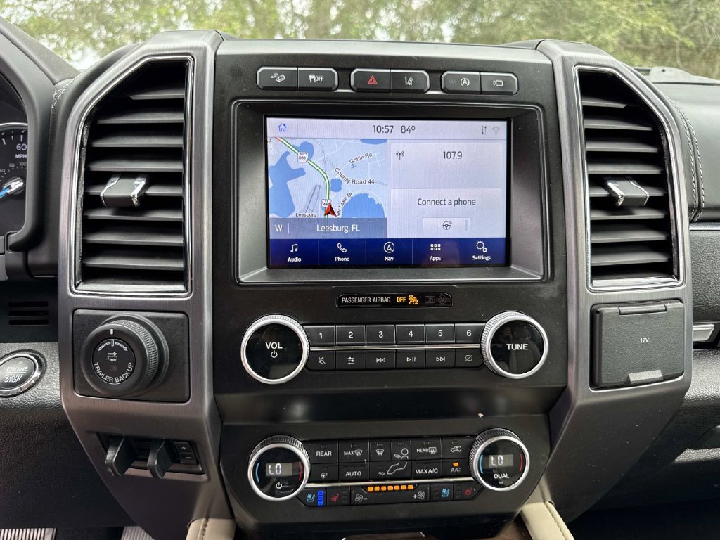 Used 2021 Ford Expedition Platinum AWD/4WD image 25