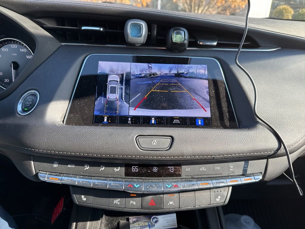 Certified 2022 Cadillac XT4 Premium Luxury w/ Enhanced Visibility Package image 8