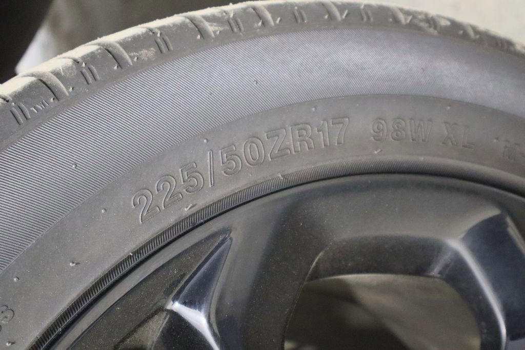 Used 2025 Honda Accord SE image 38