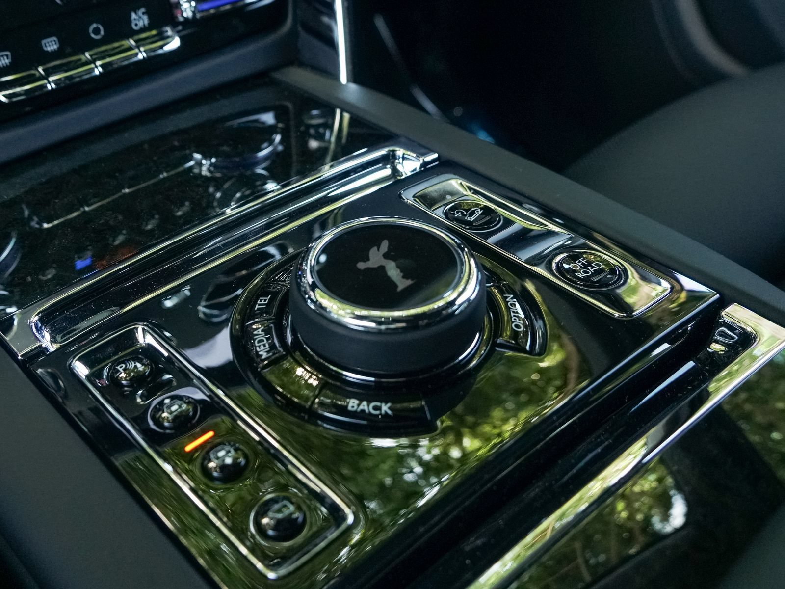 New 2027 Rolls-Royce Cullinan AWD/4WD image 14