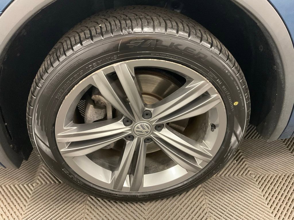 Used 2019 Volkswagen Tiguan SEL R-Line image 14
