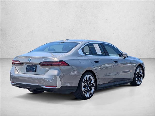 Used 2024 BMW i5 eDrive40i w/ Premium Package RWD image 5