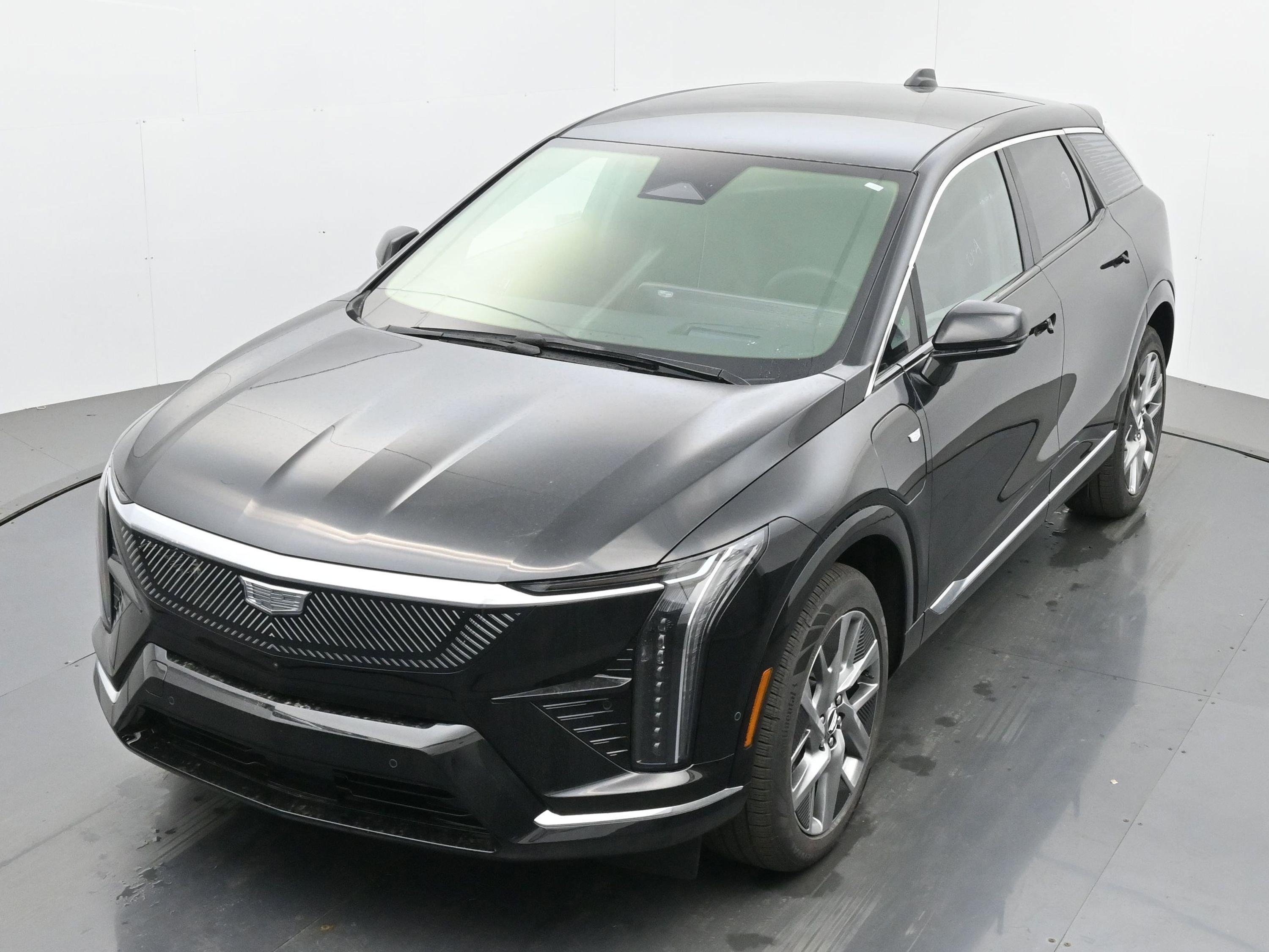New 2026 Cadillac Optiq Luxury 2 AWD/4WD image 23