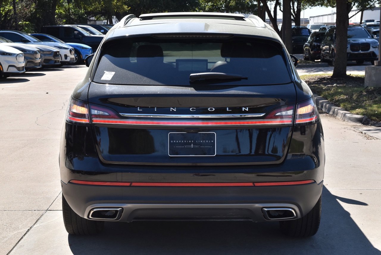 Used 2023 Lincoln Nautilus Reserve w/ Equipment Group 201A AWD/4WD image 9