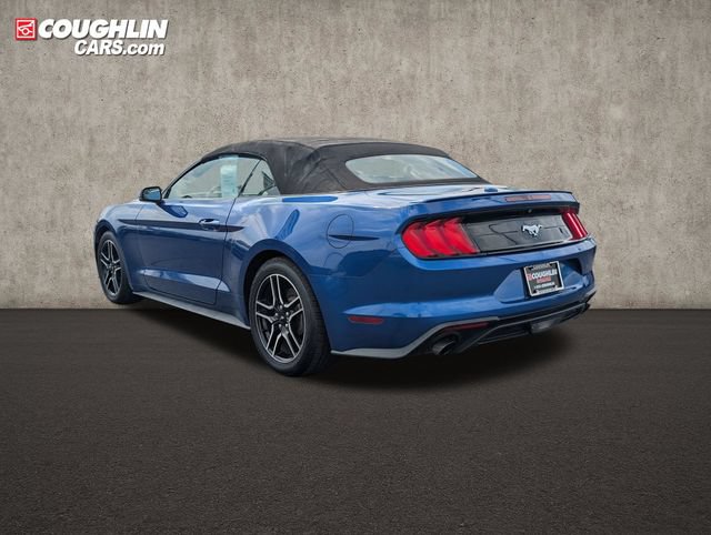 Used 2018 Ford Mustang Premium RWD image 4