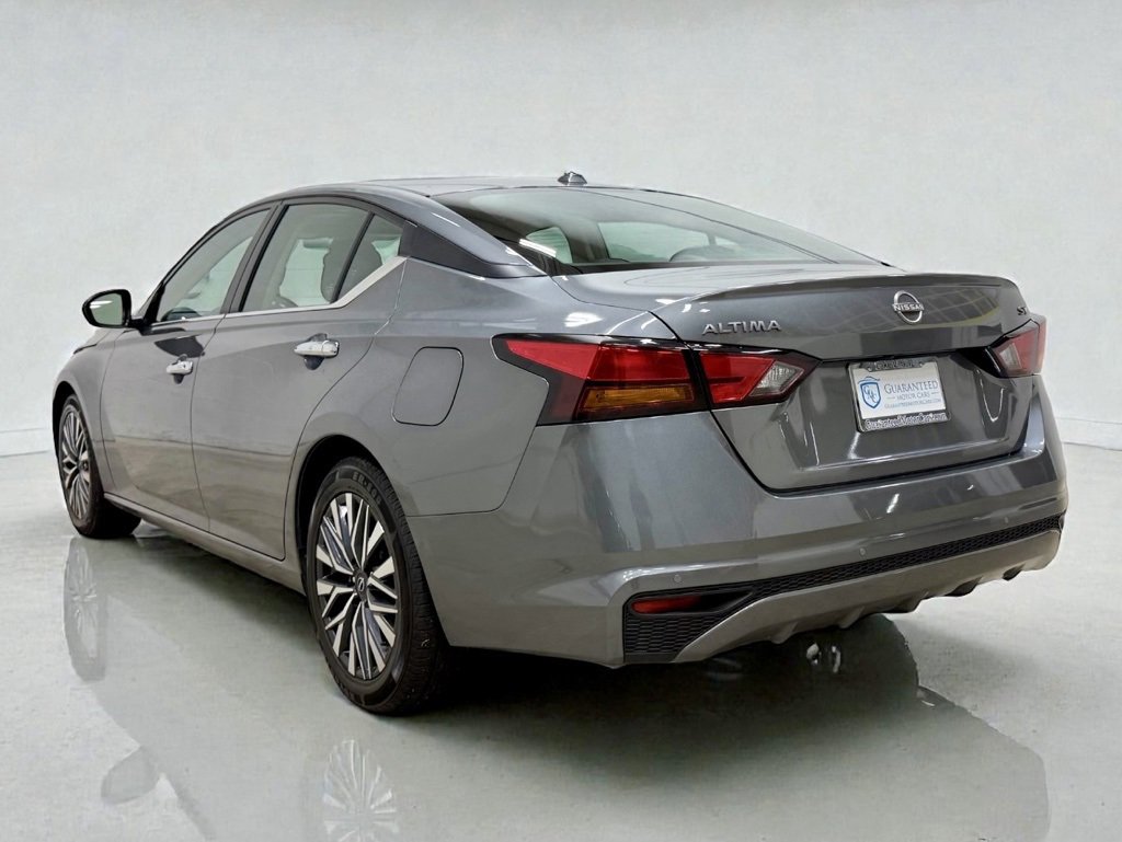 Used 2023 Nissan Altima 2.5 SV image 10