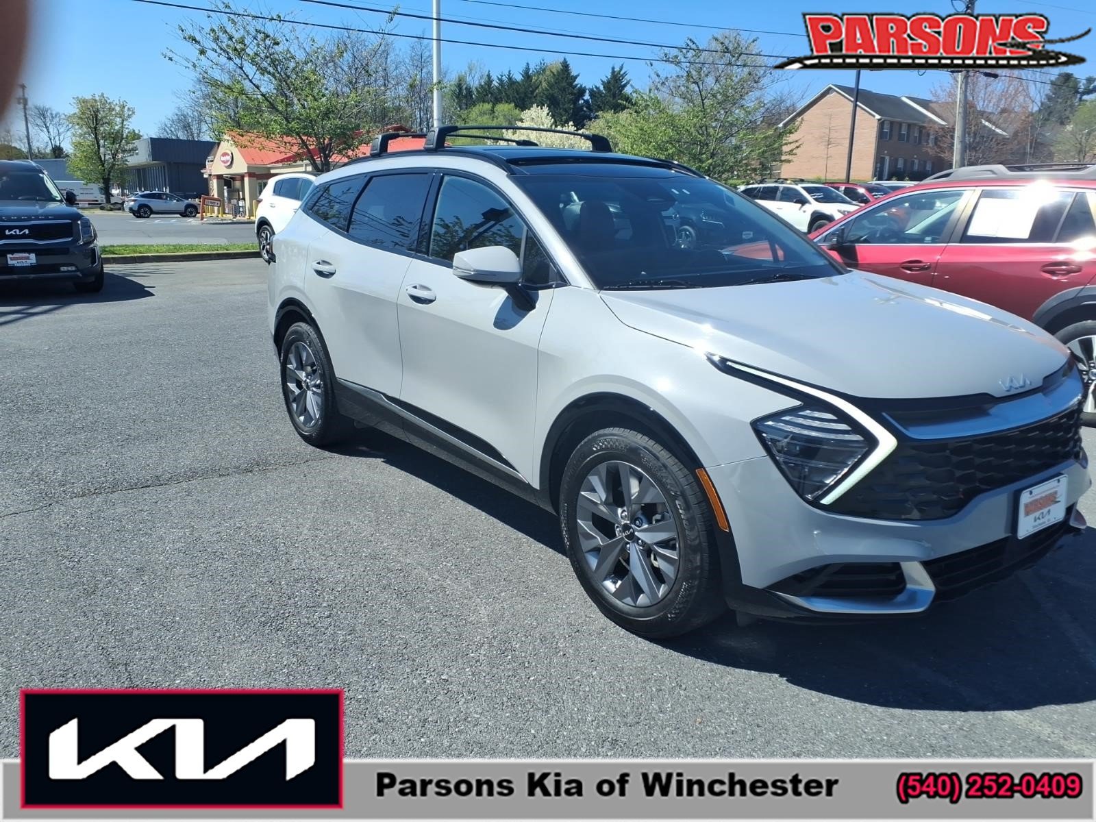 Certified 2025 Kia Sportage SX FWD image 1