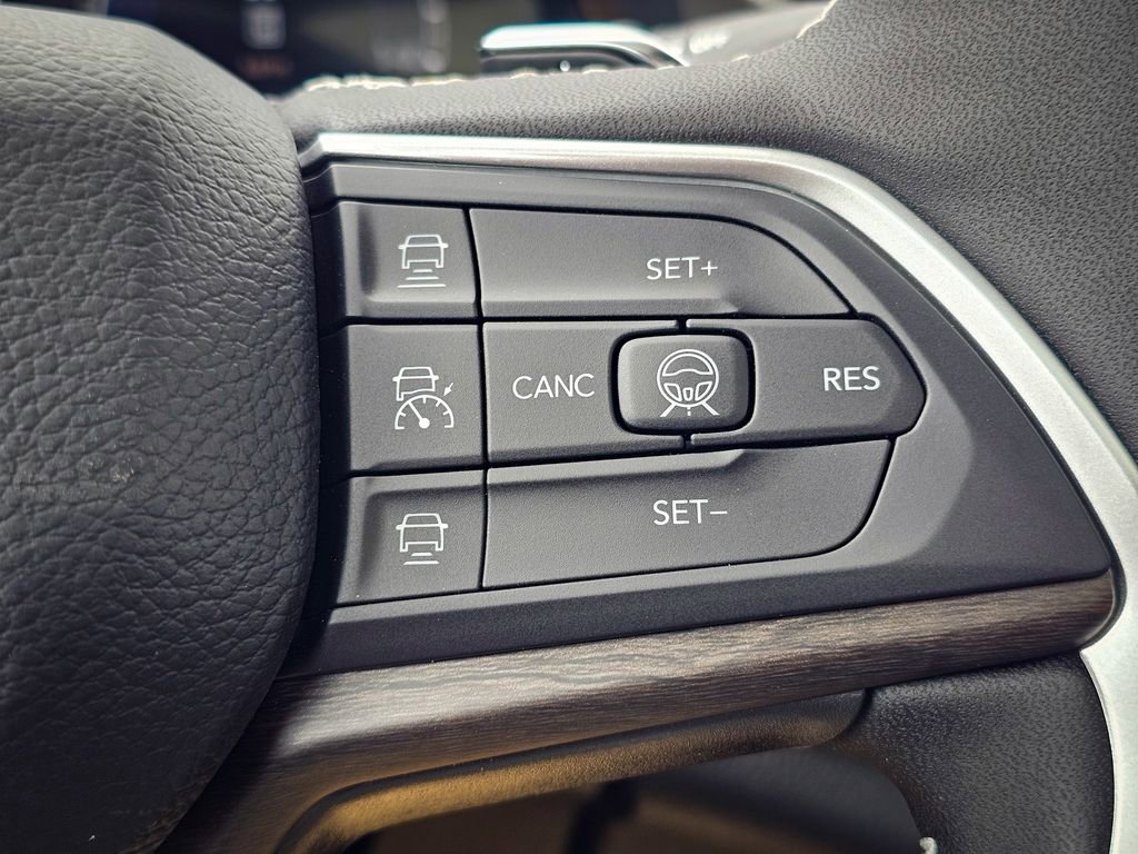 New 2026 Jeep Grand Cherokee Limited AWD/4WD image 20